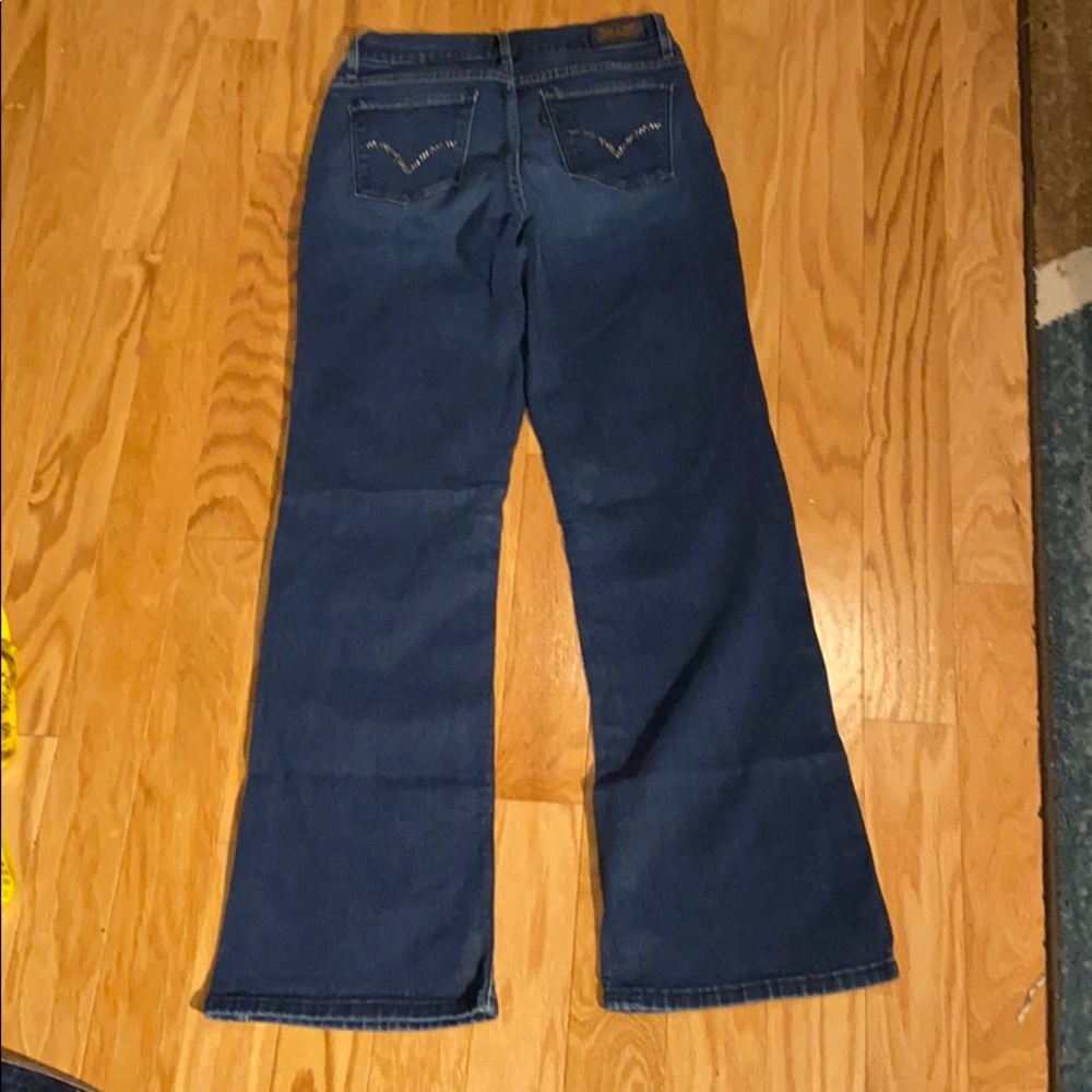 Levi’s 512 boot cut jeans “perfectly slimming” - Picture 3 of 11